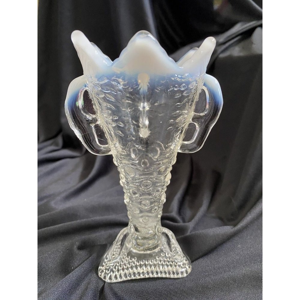 ANTIQUE JEFFERSON GLASS VASE AURORA BORESLIS 1903 OPALESCENT 6"